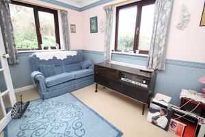 Family Room- click for photo gallery